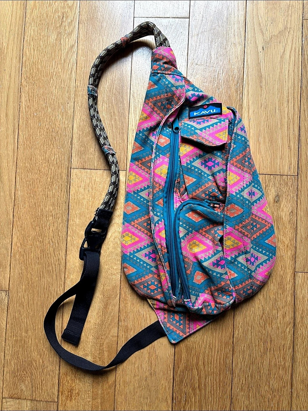 KAVU Rope Bag Geometric Print Sling Backpack